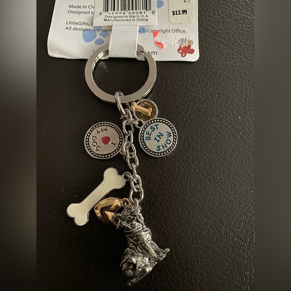 Bulldog Keychain - Picture 2 of 3